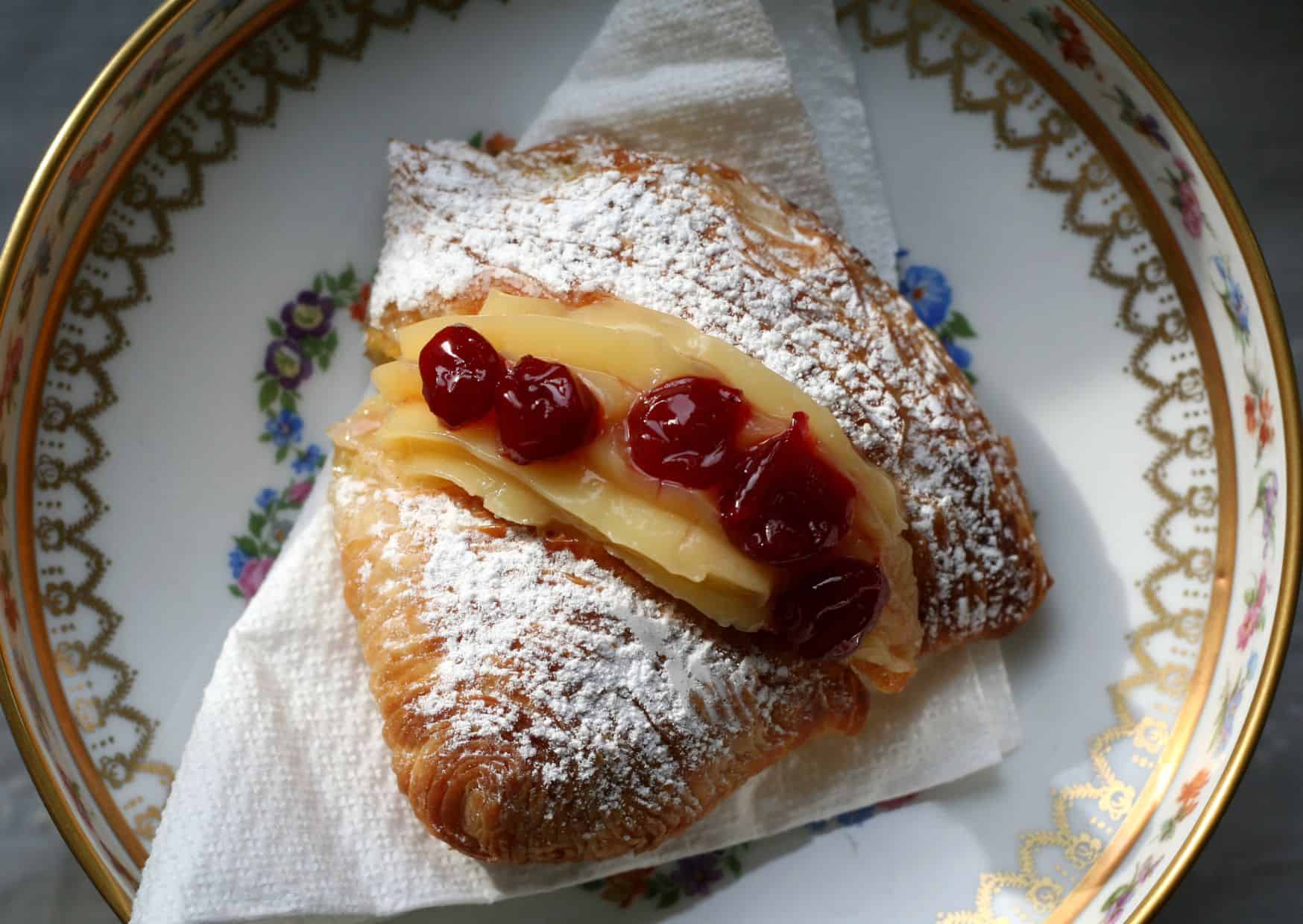 The Authentic Italian Pastry Recipe That Makes Croissants Look Simple 1 How To Make Homemade Sfogliatella (Recipe Guide)