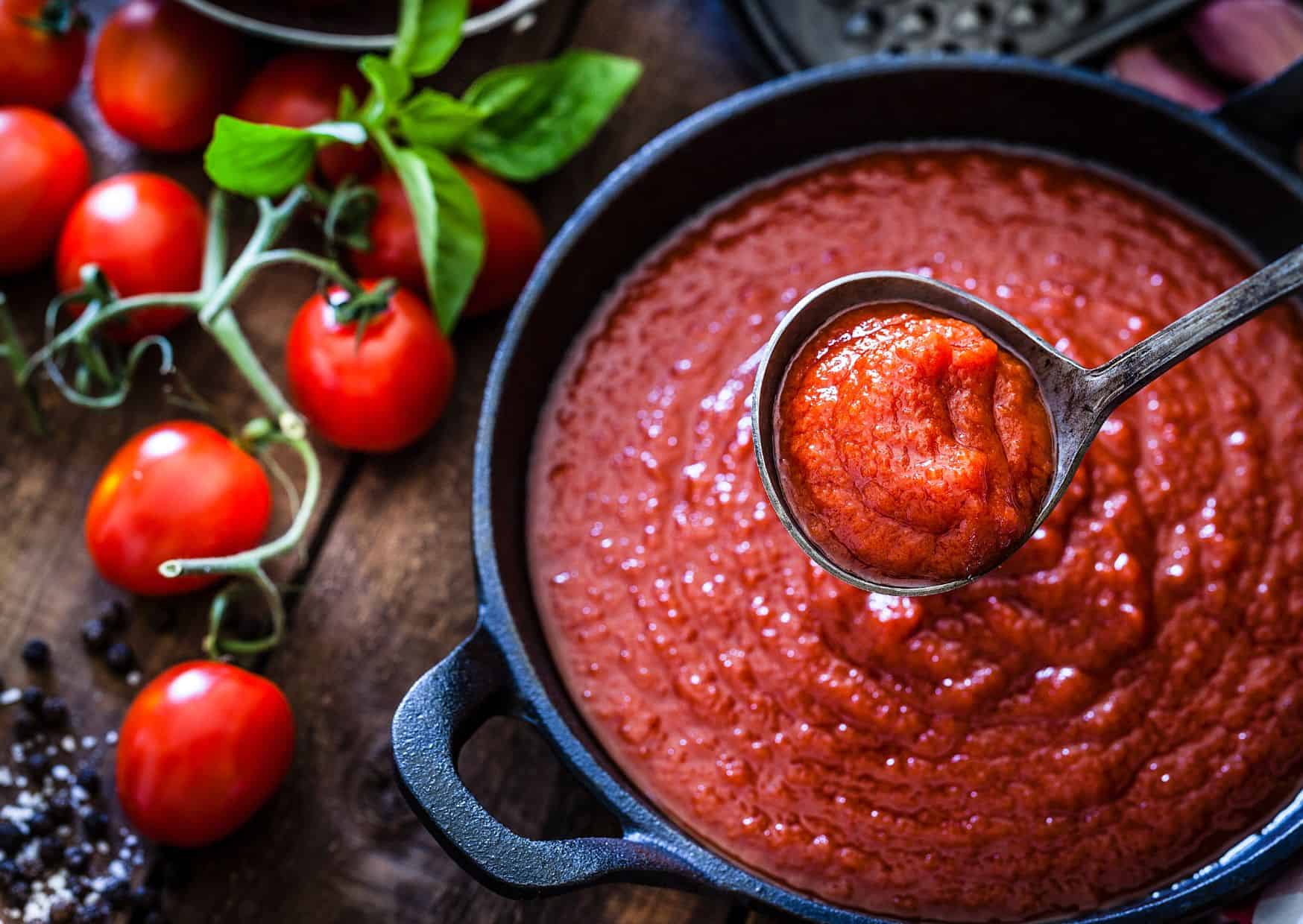 8 Sauces From Around the World That Make Everything Taste Better 1 Tomato Sauce (Marinara),
