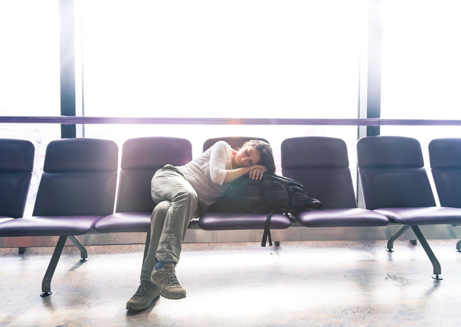 Skiplagging Explained: The Flight Trick That Can Save You Hundreds. How Skiplagging Works And Why Airlines Absolutely Hate It 3 Skiplagging: How It Works to Book the Cheapest Flights – Tips and Mistakes to Avoid