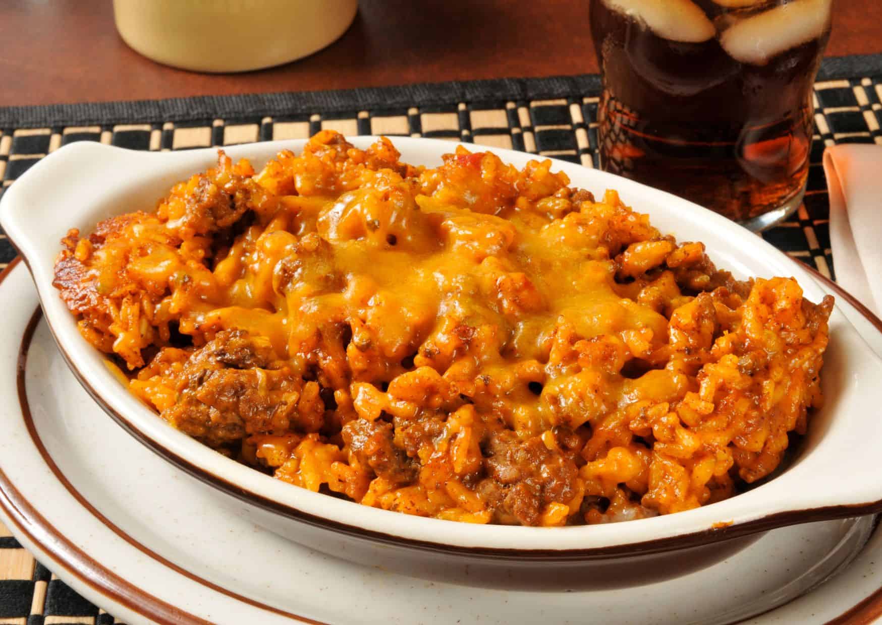 6 No-Fuss Casseroles That Taste Like You Tried Hard 5 Beef and Cheese Enchilada Casserole