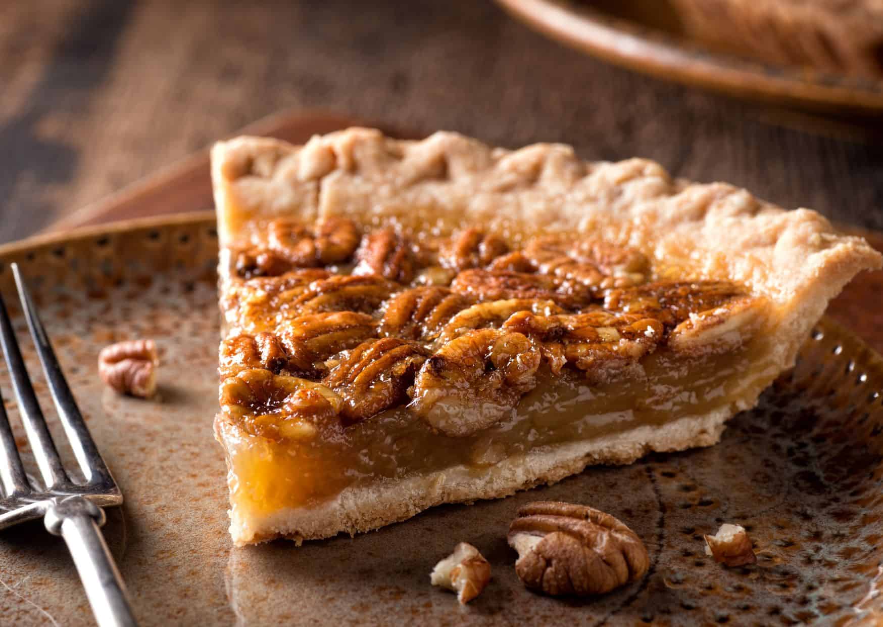 7 Most Popular Desserts for Thanksgiving (Recipe Guide) 2 Pecan Pie