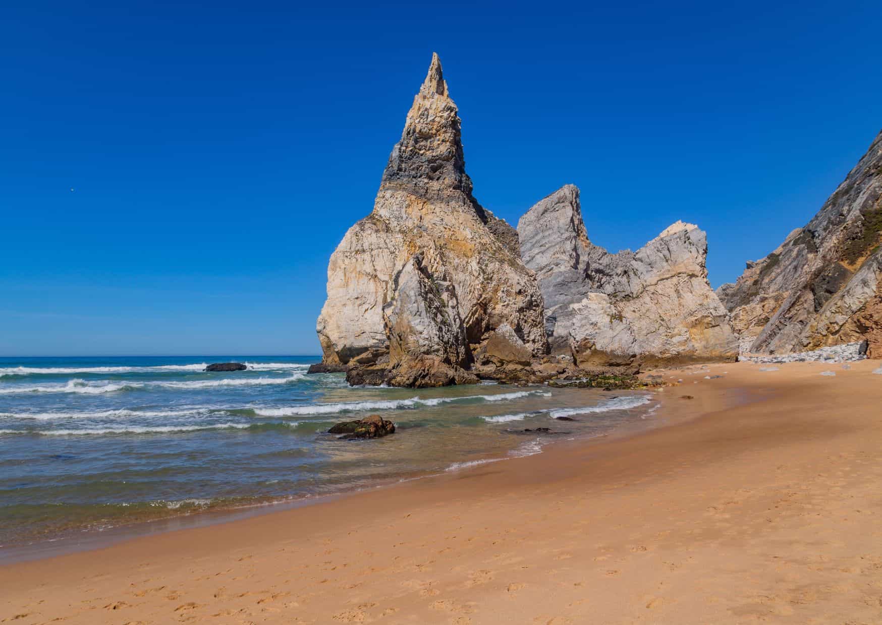 10 Looking For The Best Destinations In Portugal? Paradise Hidden in Portugal 2 Praia da Ursa (Sintra),