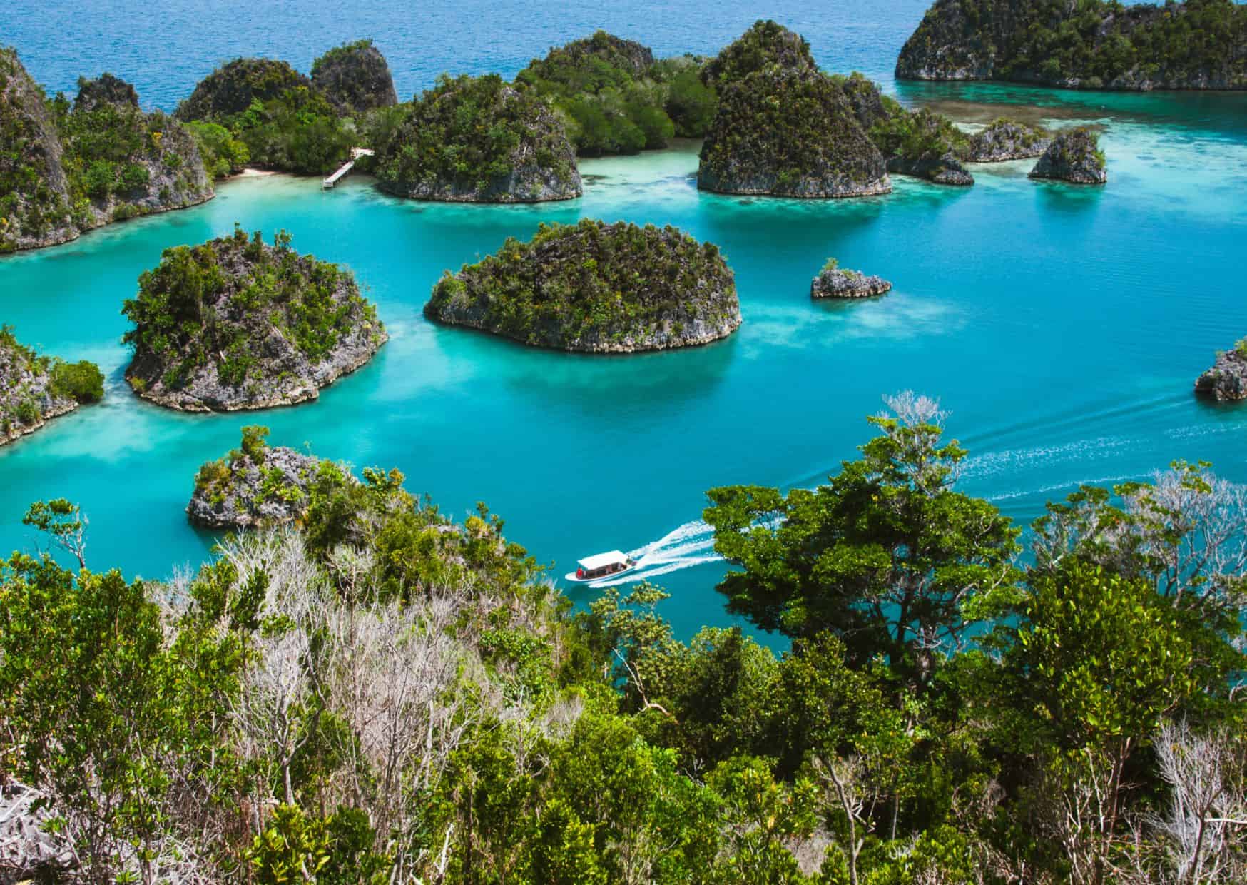 Thailand and Vietnam Are Overhyped: These 9 Southeast Asian Destinations Are Better 5 Raja Ampat,