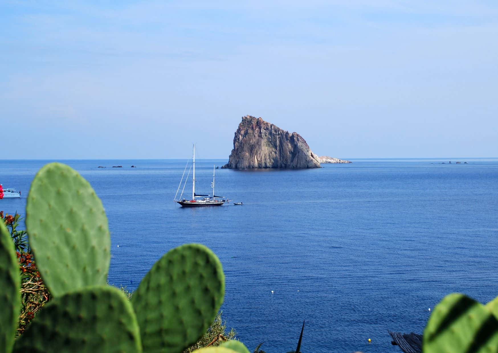 First Time in Sicily? 7 Things First-Time Visitors to Sicily Need to Know And What to Do First 10 7 Best Things To Know Before Visiting Sicily Italy for First-Timers And the Best Things to Do