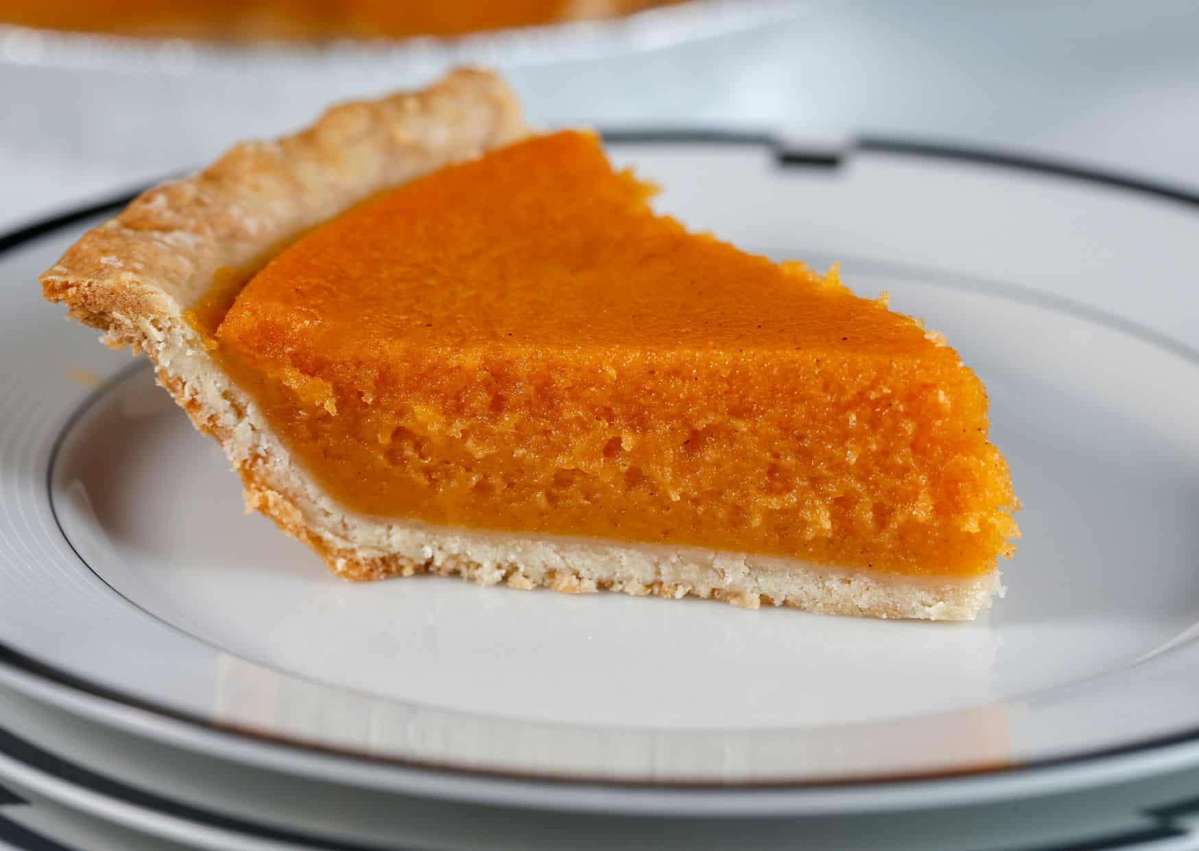 7 Most Popular Desserts for Thanksgiving (Recipe Guide) 4 Sweet Potato Pie