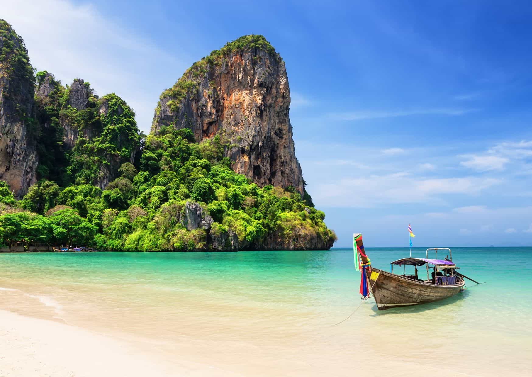 Americans Think These Things Are Strange In Thailand, They’re Completely Normal: 10 Thailand Culture Shocks That Catch Americans Completely Off Guard 1 10 Culture Shocks for Americans in Thailand