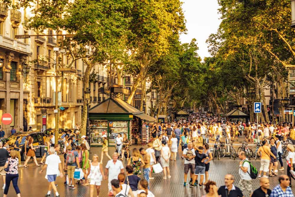 13 Tourist Traps Europeans Avoid—And the Secret Spots They Visit Instead 2 13 Tourist Traps Europeans Never Visit La Rambla Barcelona