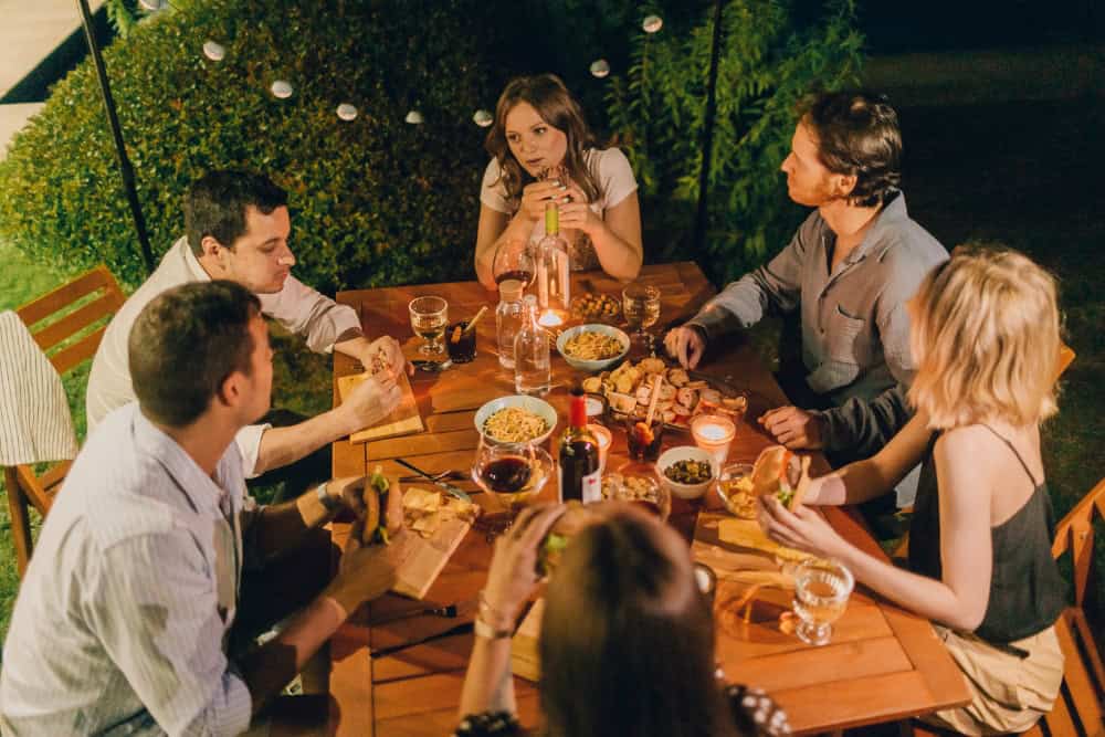15 Mediterranean Habits That Completely Shock First-Time Tourists 5 15 Unspoken Rules of Mediterranean Life 3
