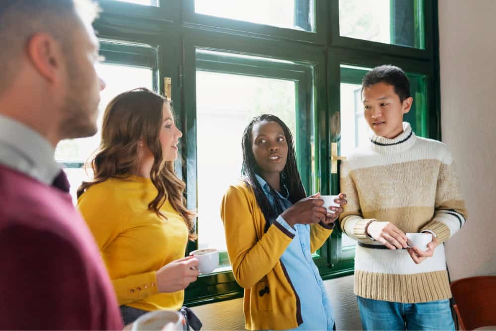 17 Normal American Behaviors That Feel Completely Wrong in Europe 12 17 American Habits That Make Europeans Cringe And What To Do Instead 11