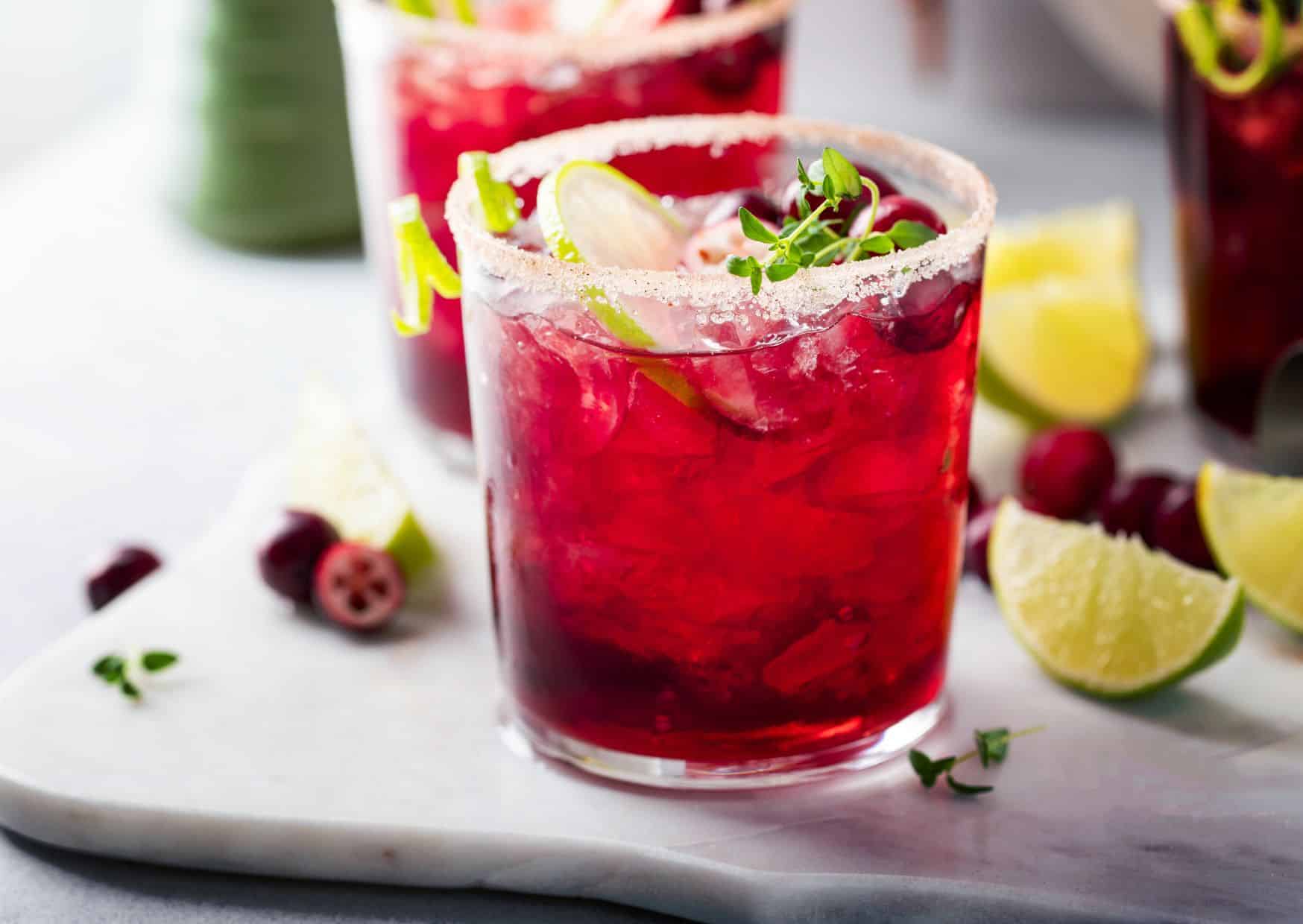 10 Best Holiday Cocktails For Cozy Nights, Big Dinners, And Late Parties 9 Holiday Margarita