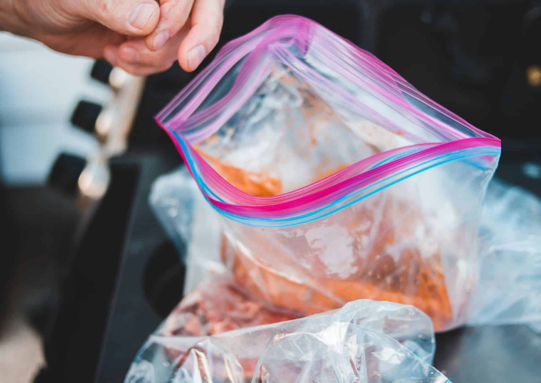 20 Weirdest Travel Items That Somehow Make Every Trip Easier 8 Ziploc Bags