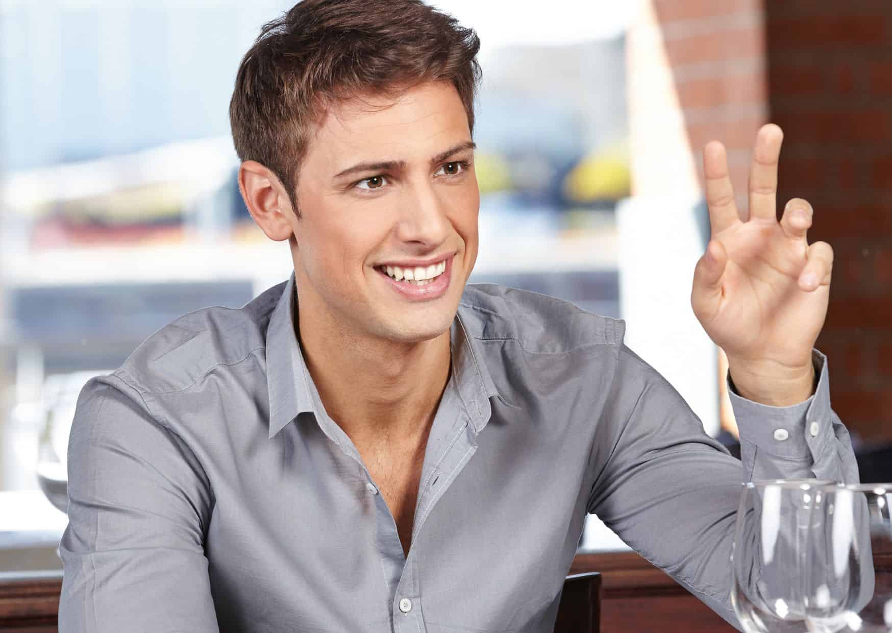 The 15 Restaurant Behaviors Americans Need to Stop Doing in Europe 6 Flagging Down the Waiter