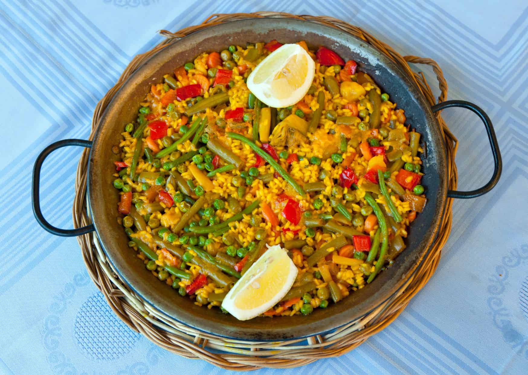 The 12 Meatless Recipes That Could Convert Even Serious Carnivores 8 12 Vegetarian Recipes That Will Make You Forget About Meat (Recipe Guide)