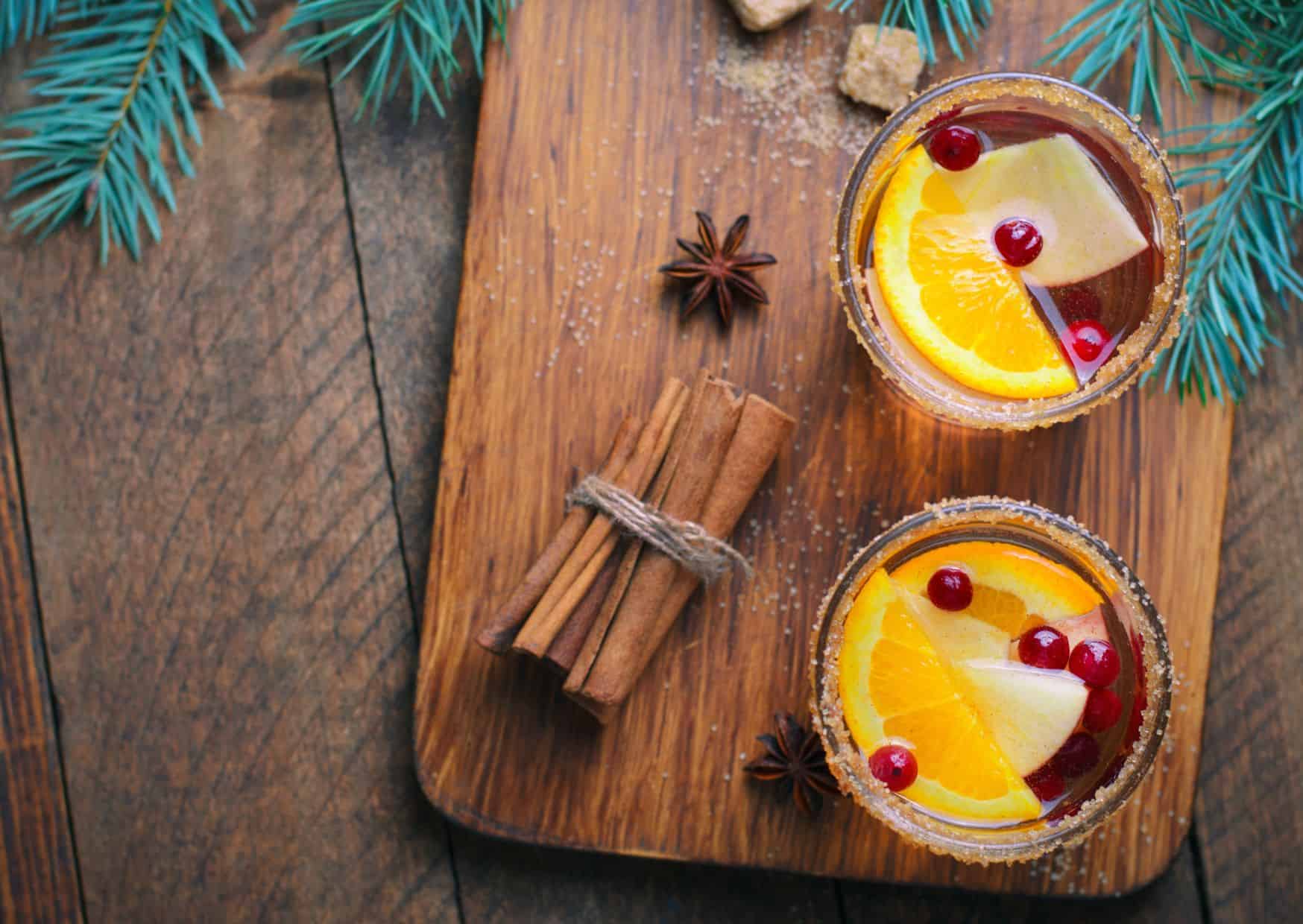 10 Best Holiday Cocktails For Cozy Nights, Big Dinners, And Late Parties 7 Winter Sangria