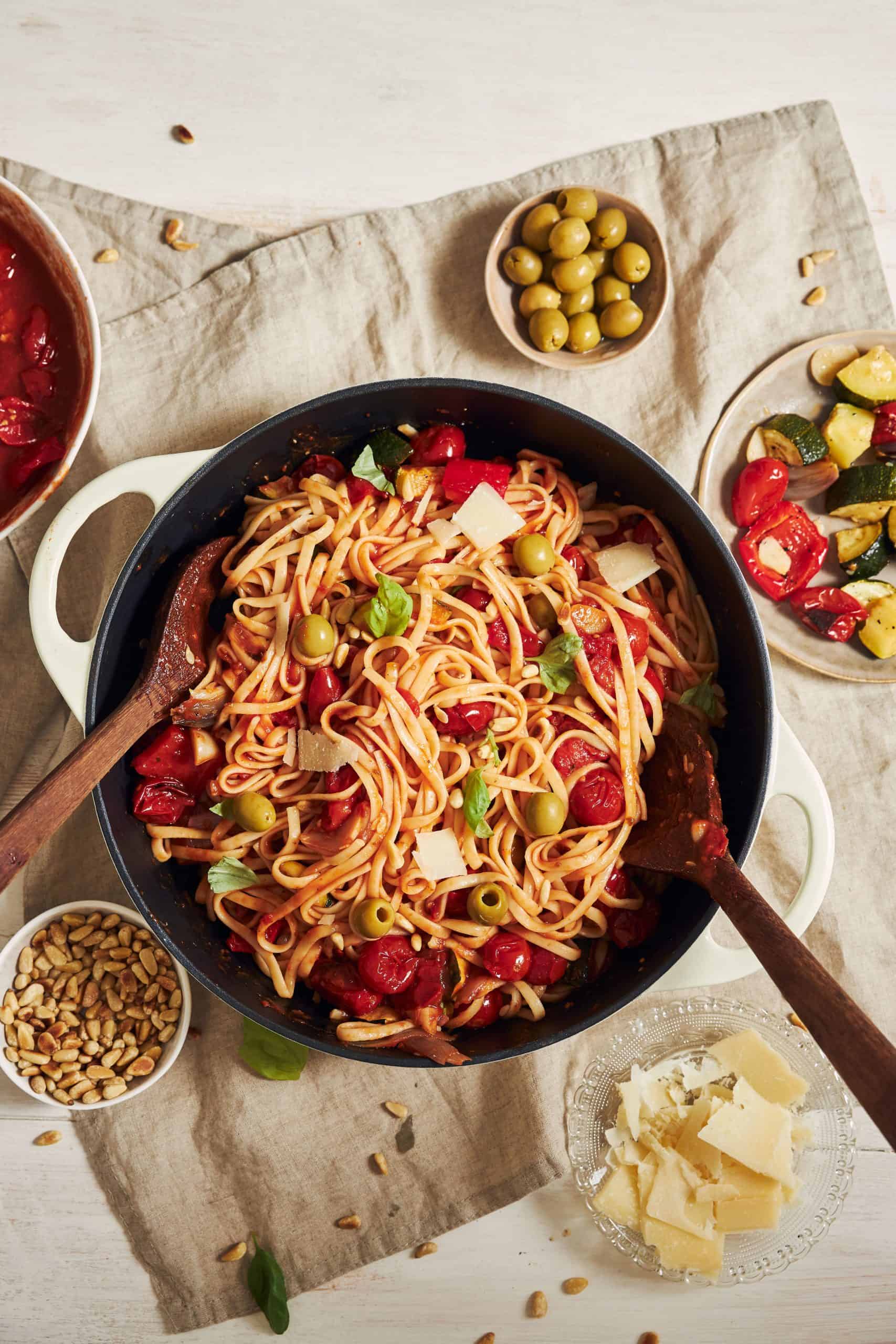The Italian Pasta That Proves You Don’t Need Meat for Huge Flavor: How to Make Spaghetti alla Puttanesca 1 How to Make Spaghetti alla Puttanesca (Recipe Guide)