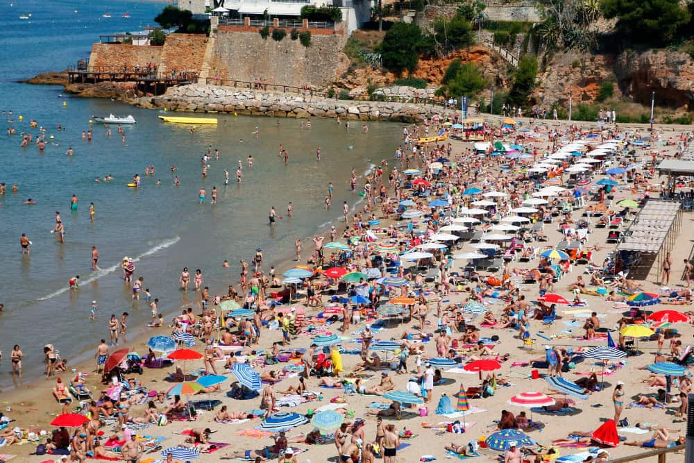 15 Daily European Habits That Would Never Work in America, 13 'Normal' European Things That Terrify Americans (5)