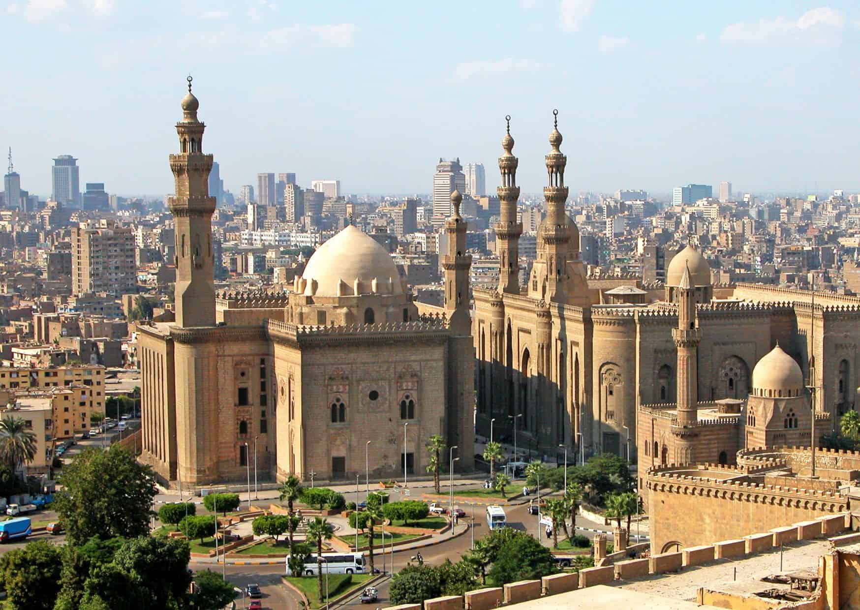 The Tourist Mistakes That Make Egypt Much Harder Than It Needs to Be: 20 Things Not to Do in Egypt for First-Time Visitors 4 Don’t Do This in Egypt: 20 Things Not to Do in Egypt