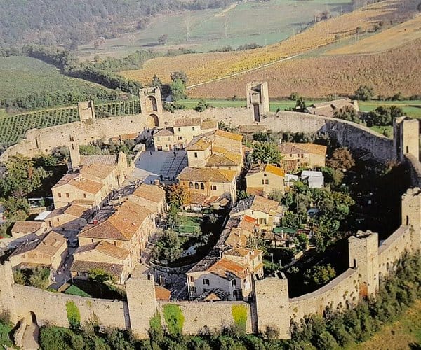 13 Most Beautiful Medieval Cities in Italy 5 Monteriggioni