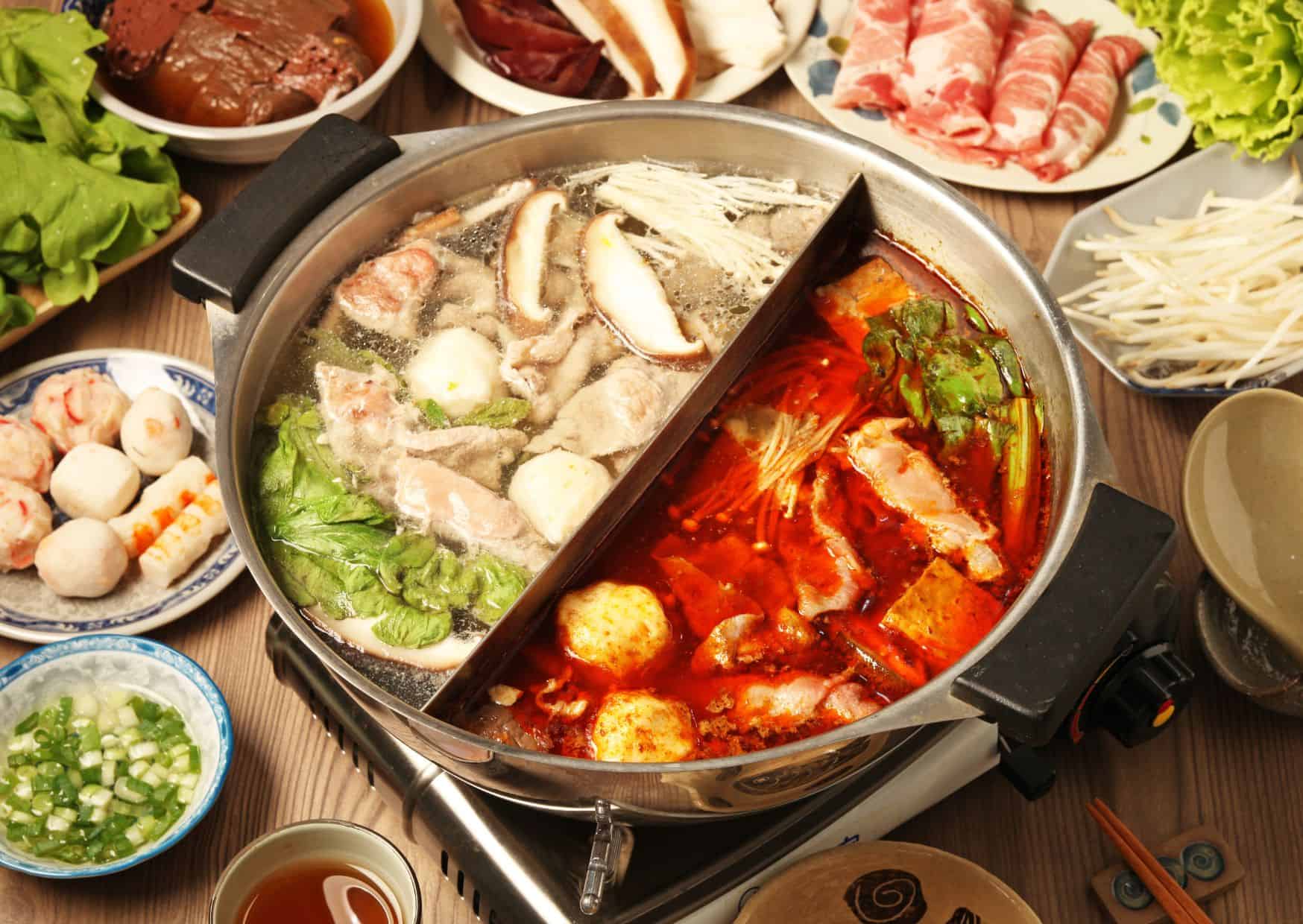 Tourists Order Sushi And Locals Know These Japanese Dinners Are Just as Good 9 Nabe Hot Pot