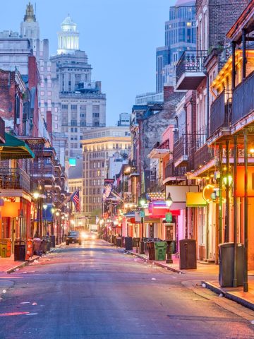 10 US Cities Where Travelers Fear Pickpockets and Scammers the Most