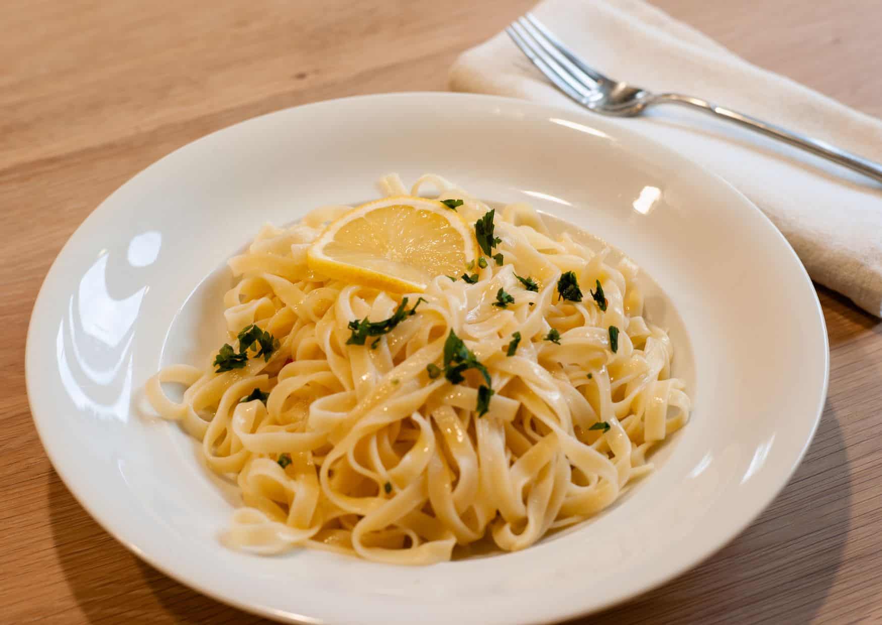 Italians Make Lemon Pasta This Way And It’s Shockingly Simple: How to Make Authentic Italian Tagliatelle al Limone at Home 4 Tagliatelle al Limone Lemon Sauce 2