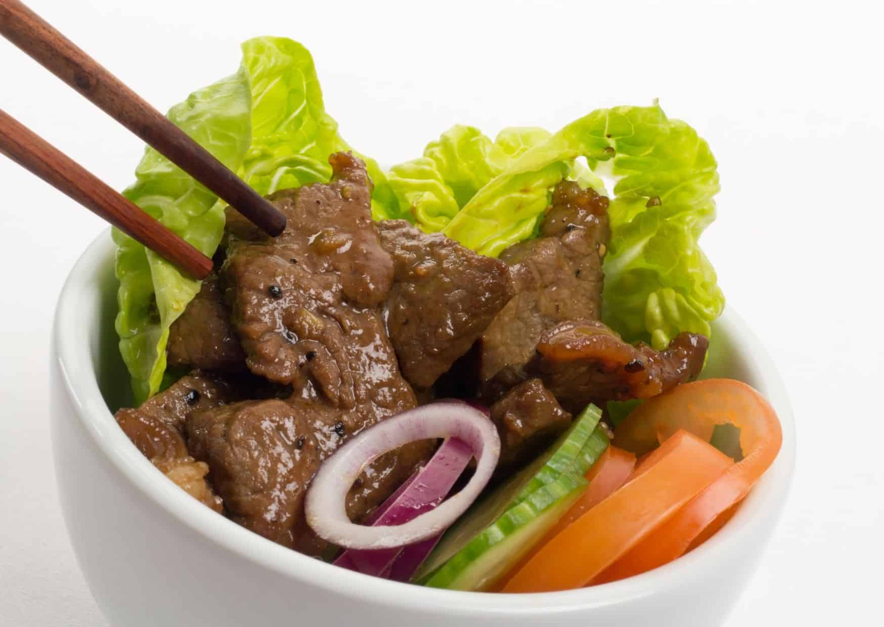 10 Vietnamese Dinners That Belong on Every Food Lover’s Bucket List 9 Bò Lúc Lắc (Shaking Beef)