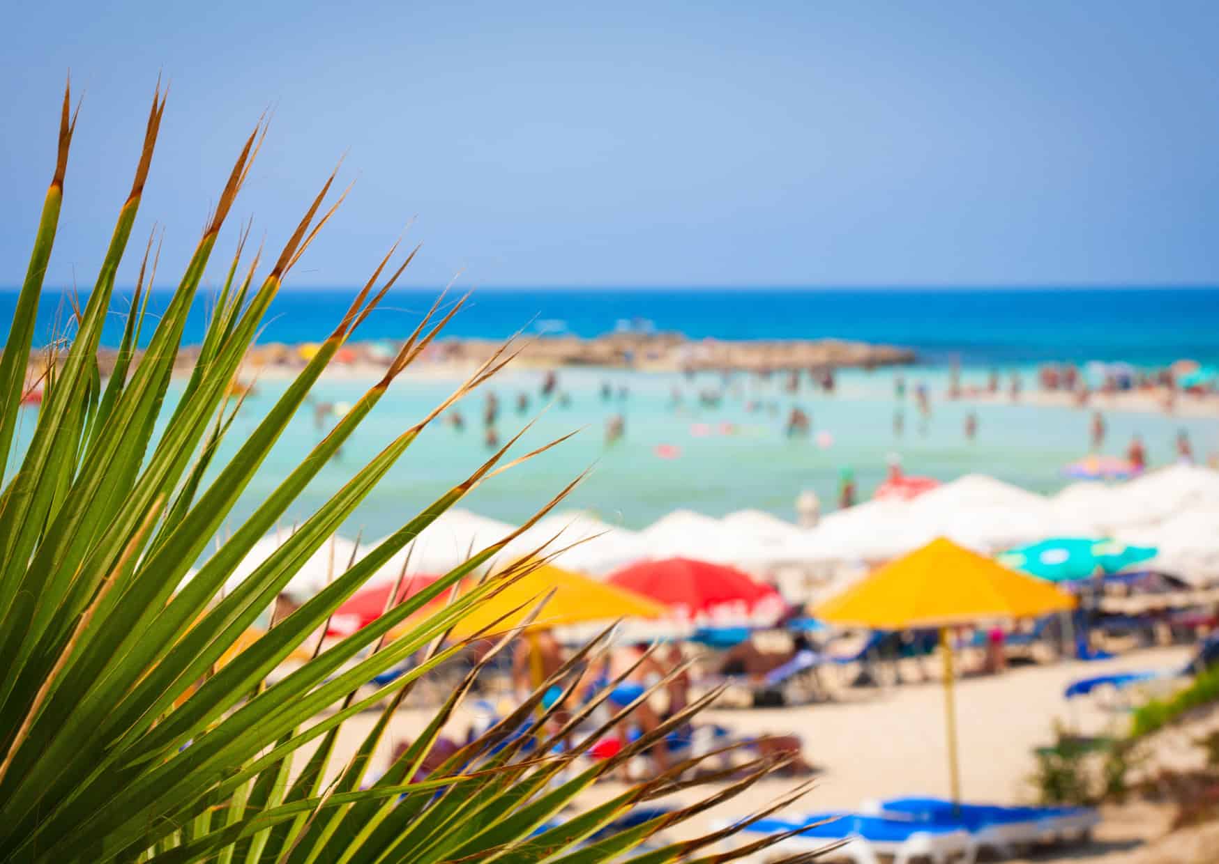 7 Beach Etiquette Shocks Americans Face in Spain 3 8 Beach Etiquette Shocks Americans Face in Spain 3