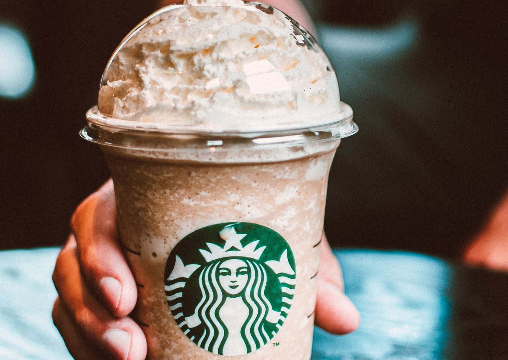 Why Americans Stick Out When Traveling (And How to Blend In Effortlessly) 5 Coffee 7