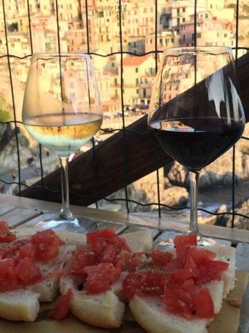 10 Unspoken Rules of Dining in Italy: What Not to Do at the Table