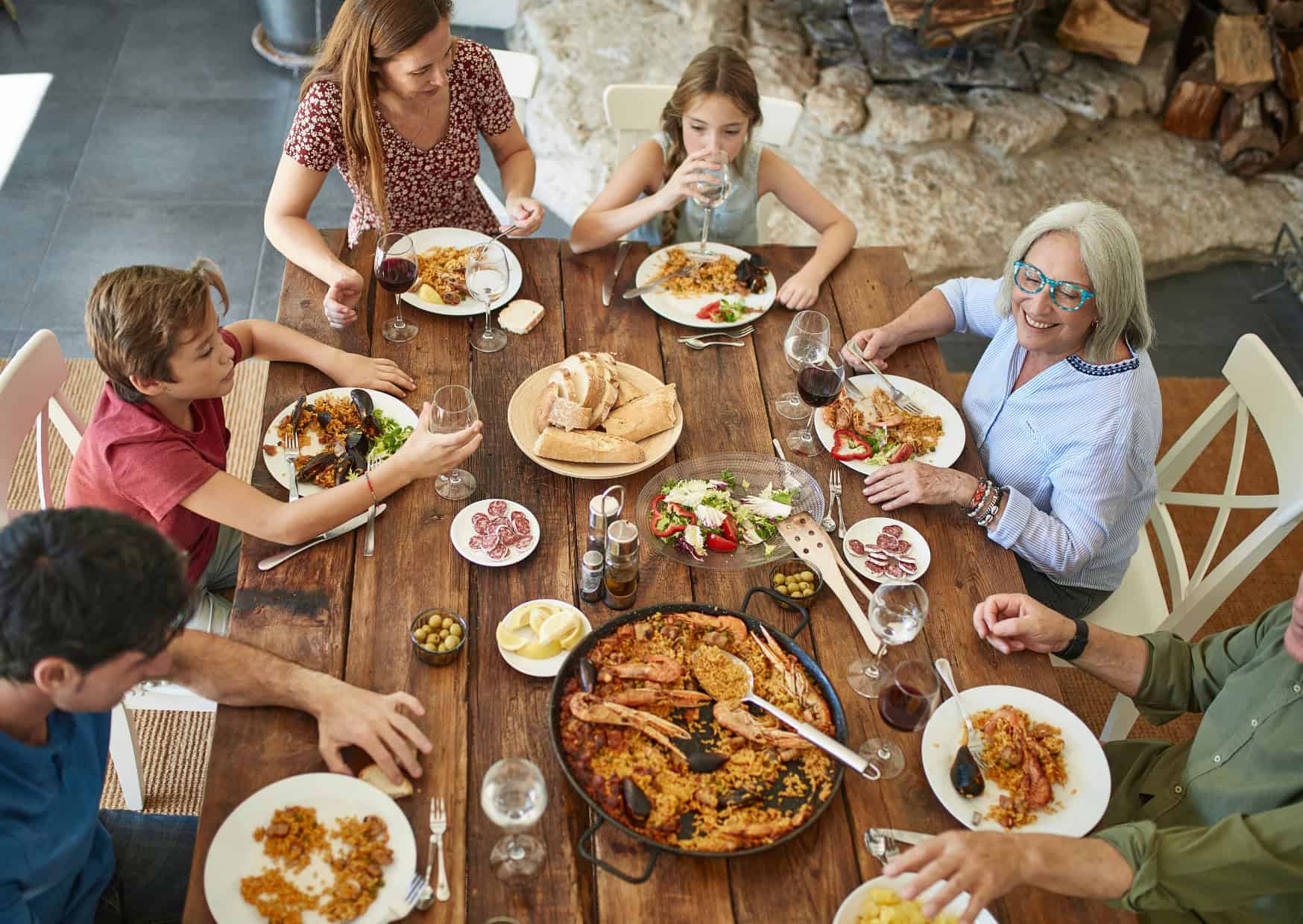 Why Dinner in the Mediterranean Doesn’t Start Until Most Americans Are in Bed 4 The Real Reason Mediterranean Locals Eat So Late 6