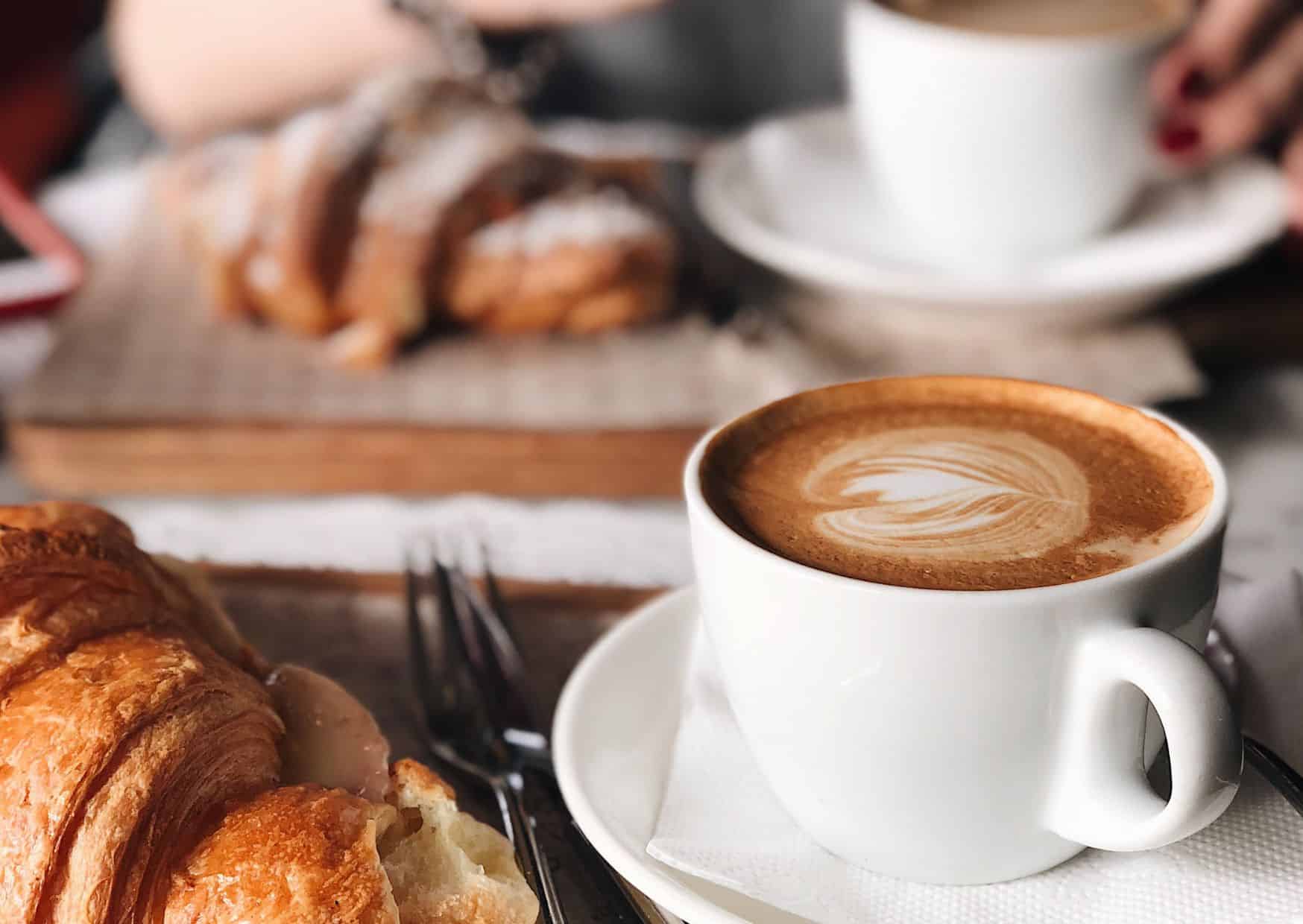 12 Unspoken Rules of Visiting a French Café Like a Local 3 Tourist 6