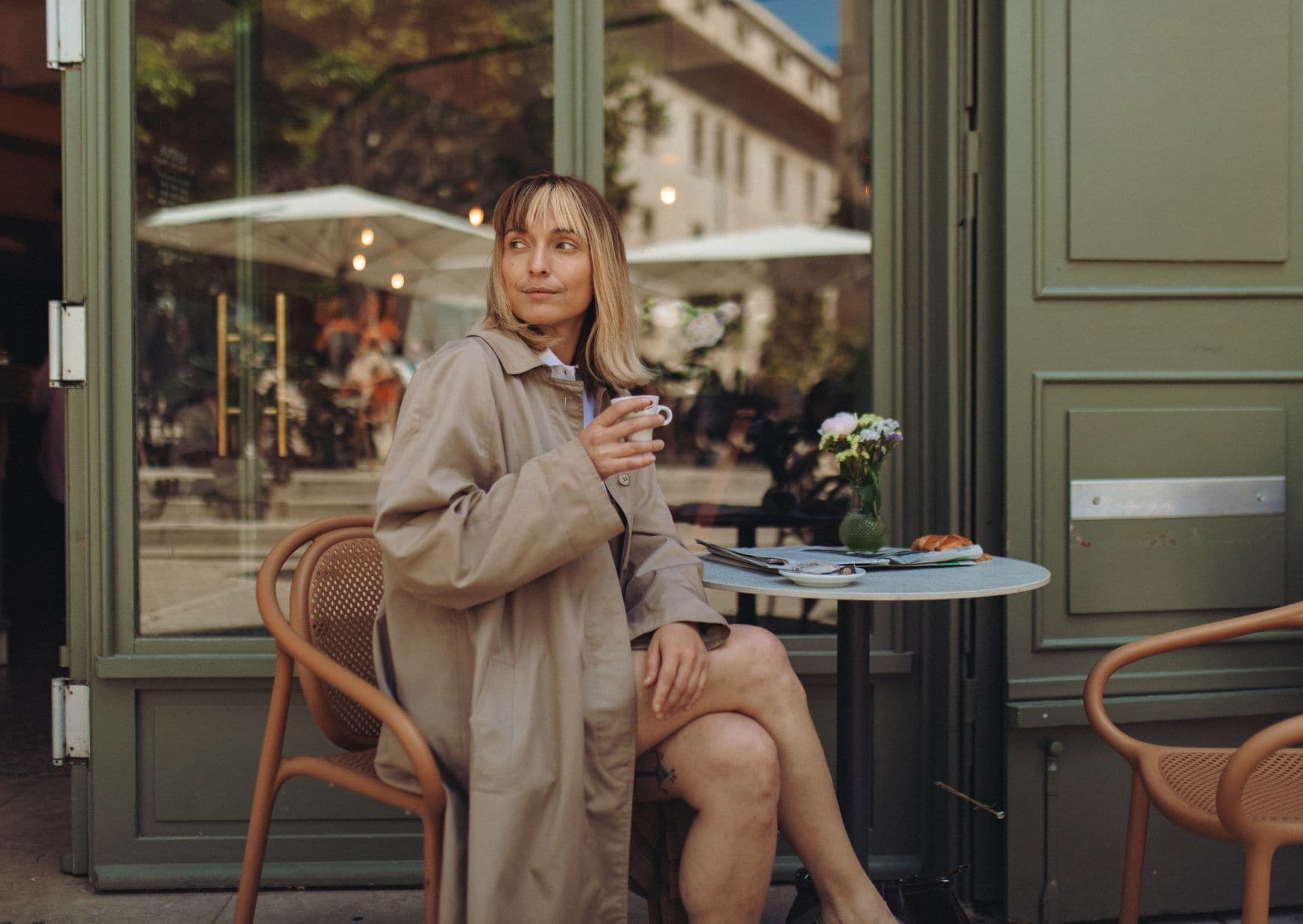 12 Unspoken Rules of Visiting a French Café Like a Local 5 Tourist 7