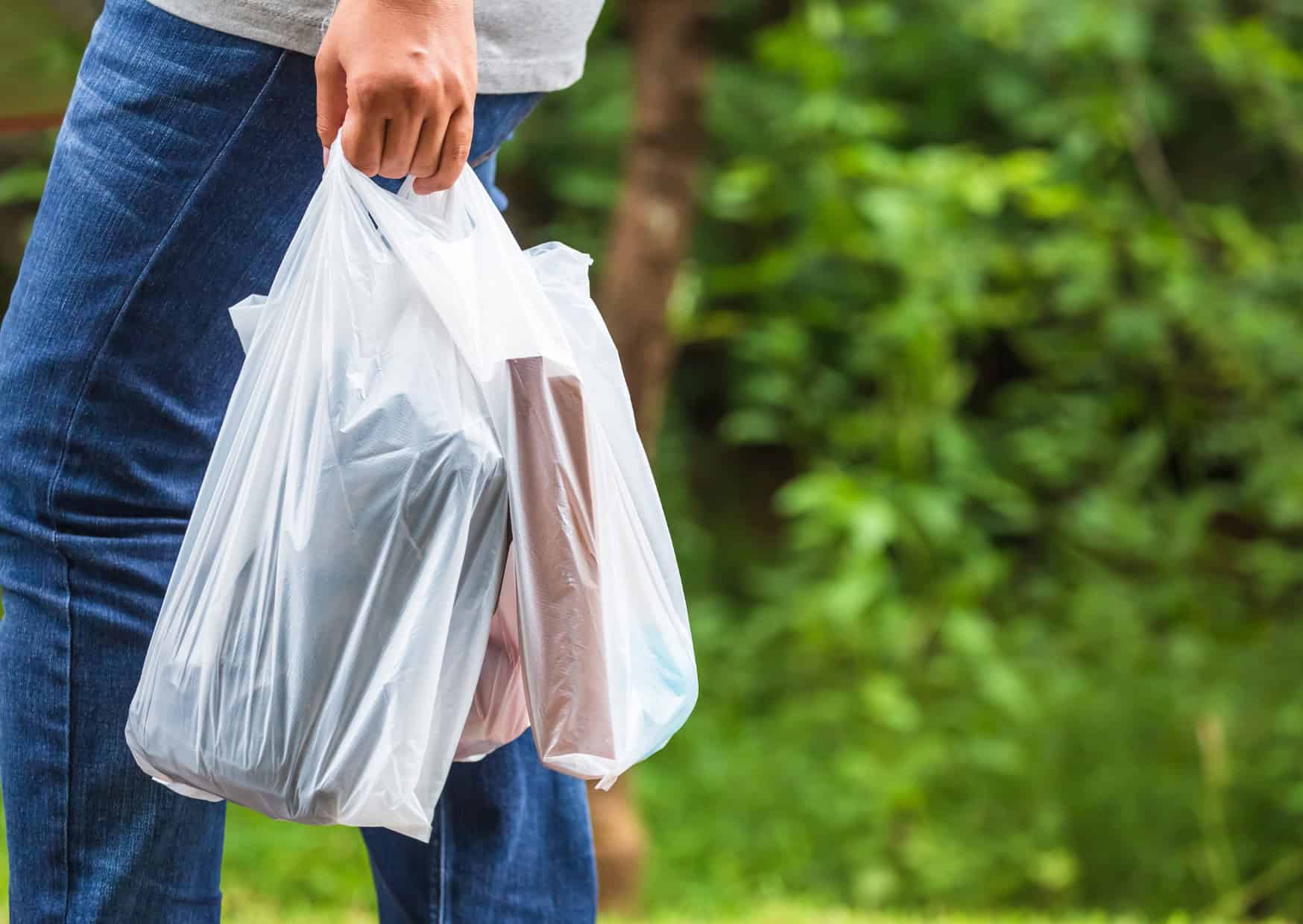 Why Europeans Judge You For These 8 Shopping Habits You Think Are Normal 2 Why Europeans Judge You For These 8 Shopping Habits You Think Are Normal 7