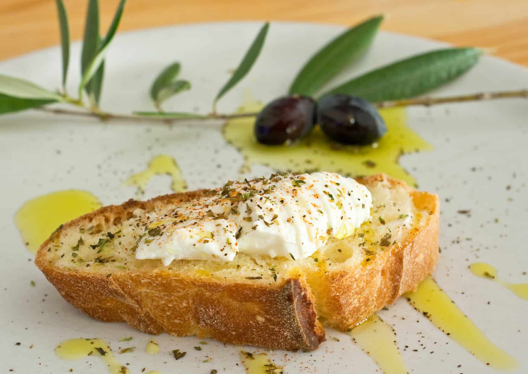 The 3-Minute Mediterranean Breakfast Everyone Is Suddenly Talking About 1 3 Minute Mediterranean Breakfast