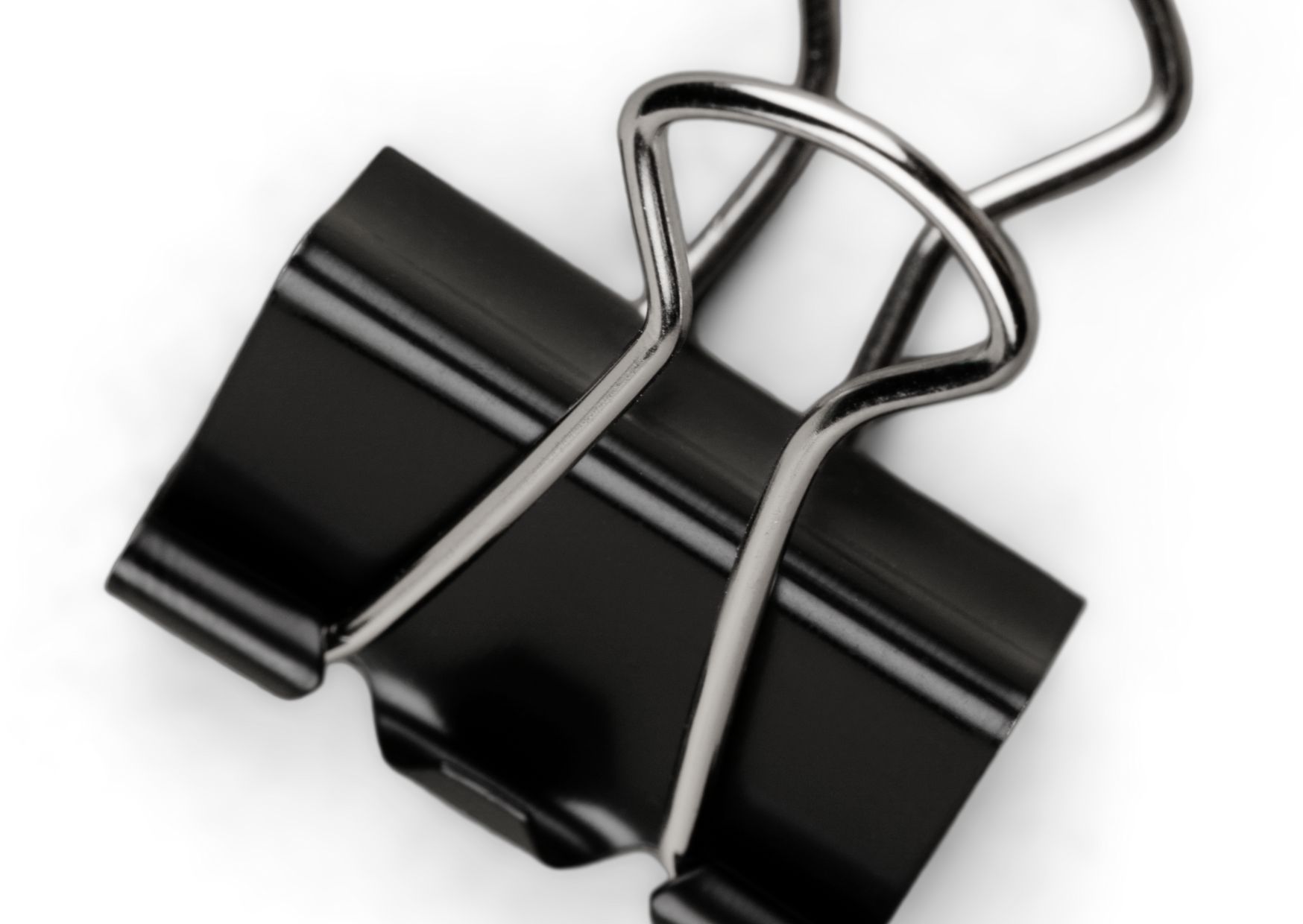 Before You Book Your Next Trip, Learn These Travel Hacks: 12 Travel Hacks Airlines Don’t Want You to Know 5 Binder Clip for Multiple
