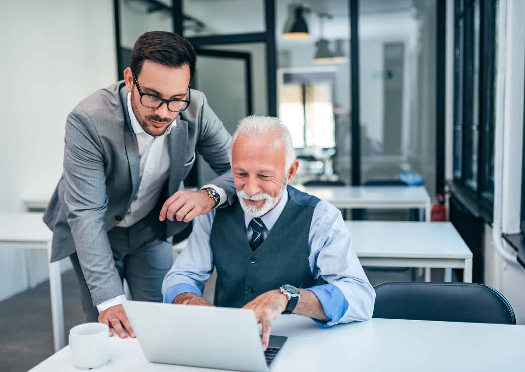 The 9 European Workplace Habits That Would Terrify American HR 5 Europeans working 3