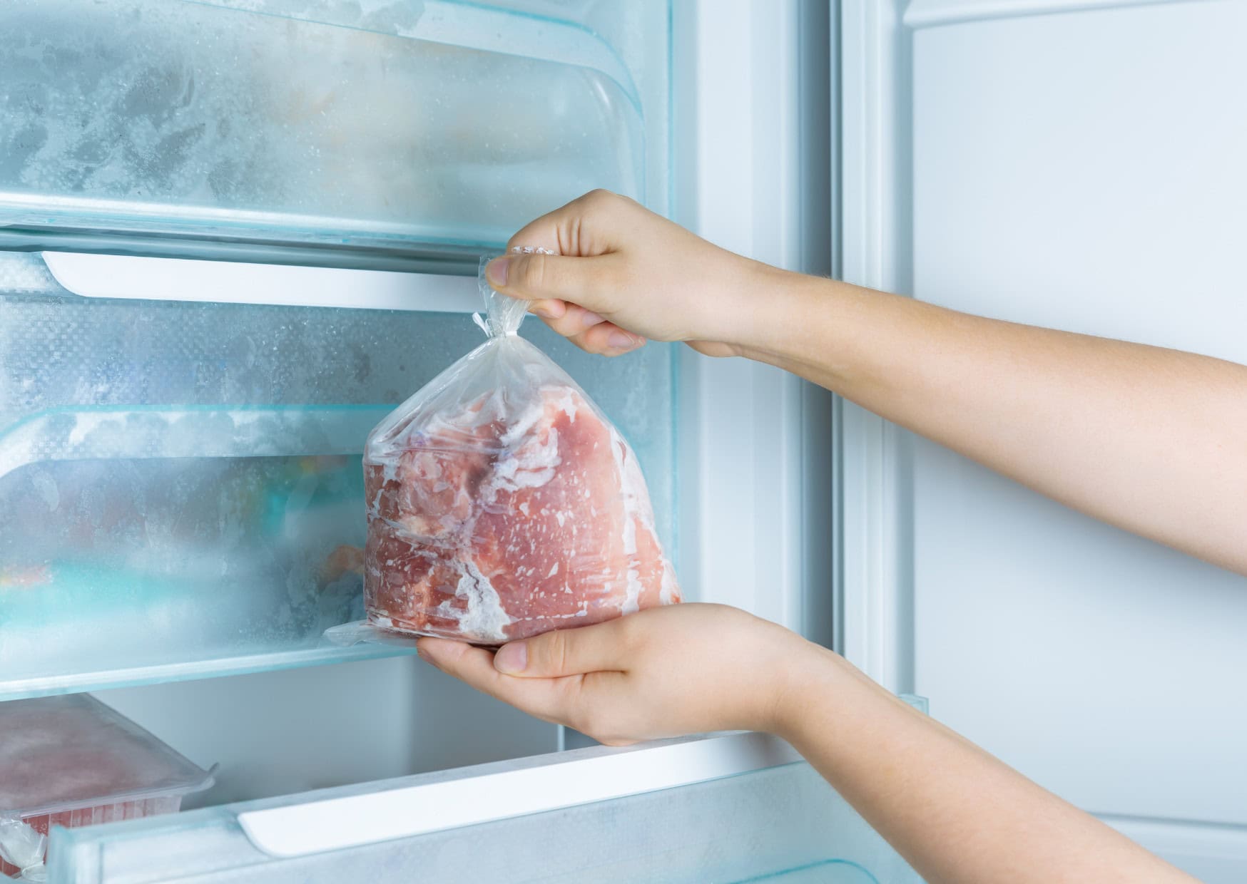Why Europeans' Small Refrigerators Are Actually Brilliant 9 Why Europeans Small Refrigerators Are Actually Brilliant 9
