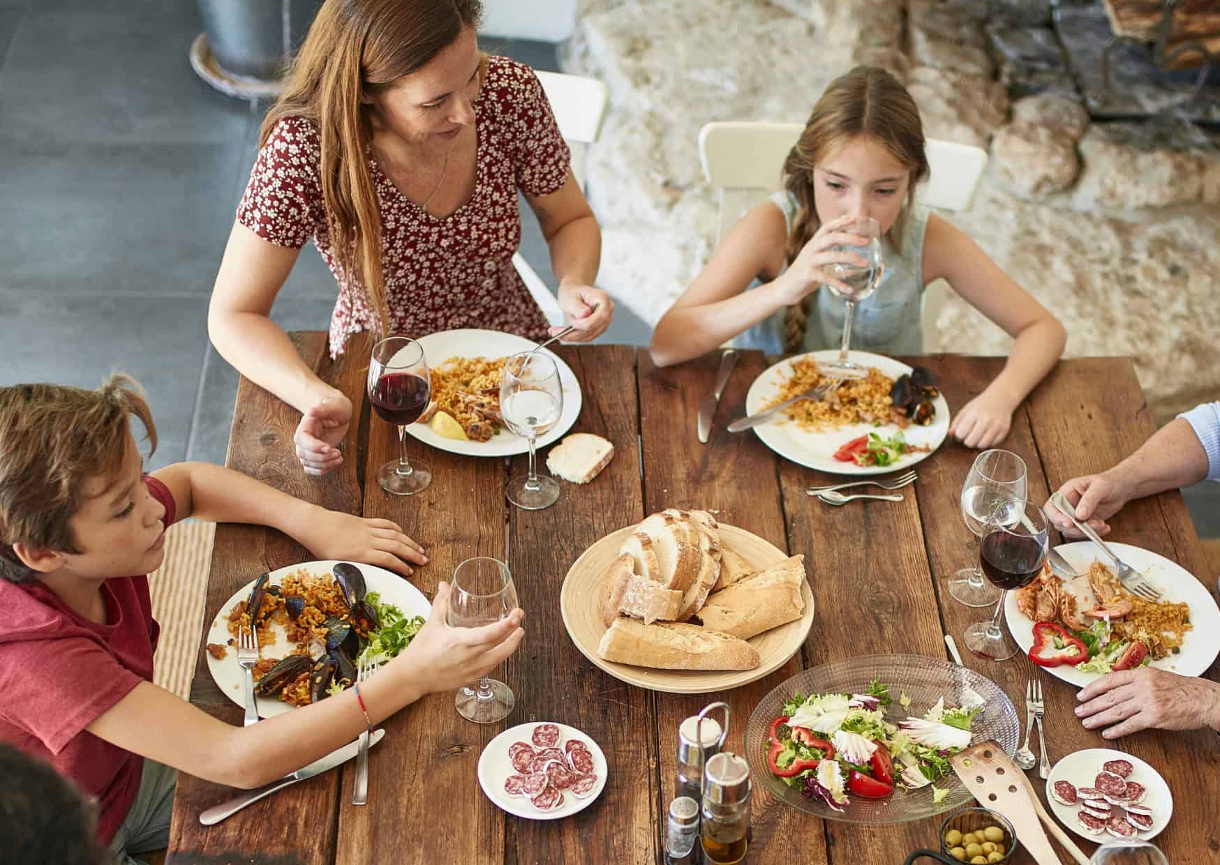 7 Mediterranean Bread Habits That Would Shock Most Americans 4 Europeans Never Talk About These Financial Topics 1 1