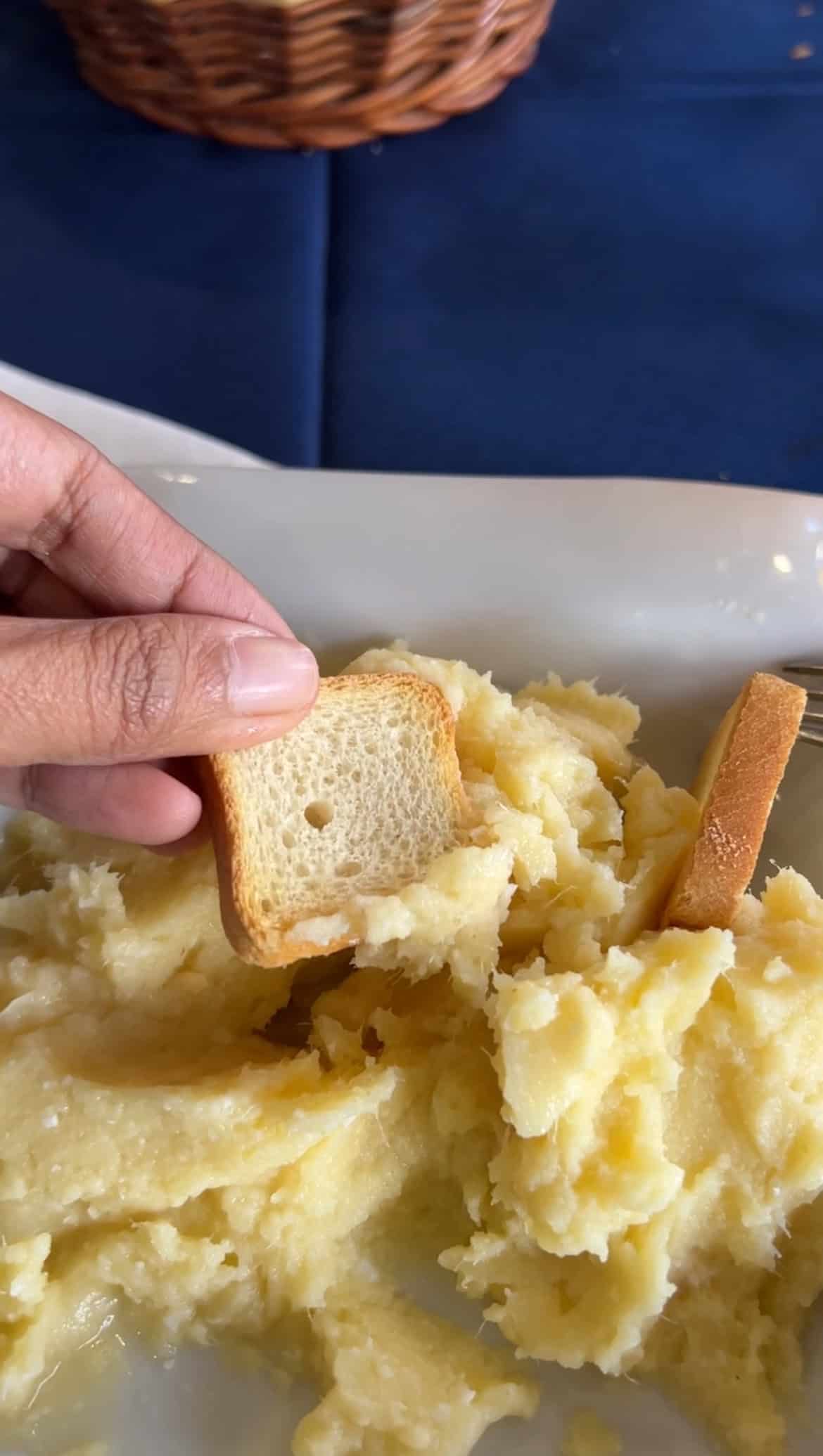 7 Mediterranean Bread Habits That Would Shock Most Americans 1 IMG 3172