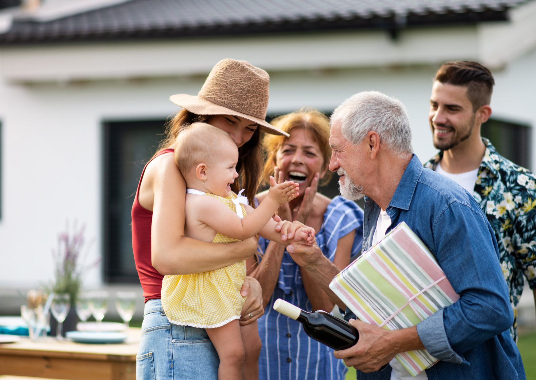 The Unexpected Touching Ritual Southern Europeans Consider Normal That Shocks Americans 5 Touching Ritual Southern Europeans Consider Normal That Shocks Americans 6