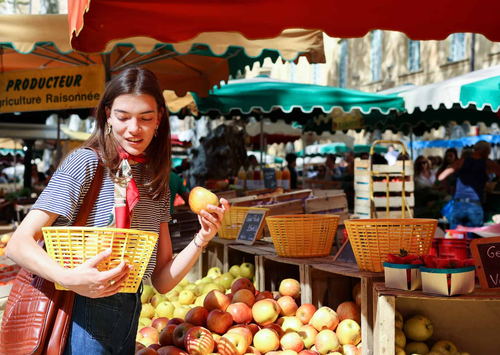 European Women Do This Every Day: Most American Women Would Never Consider It 2 Why European Women Have This Daily Habit American Women Would Never Consider 2