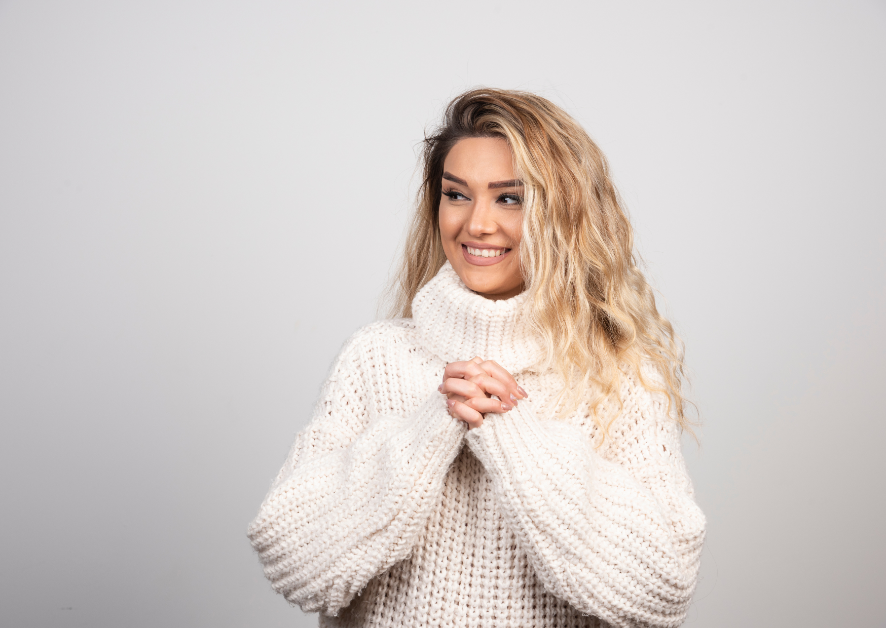 Why Europeans Swap Their Closets Twice a Year (And Americans Don’t) 5 Why Europeans Completely Change Their Wardrobes Every Season 2