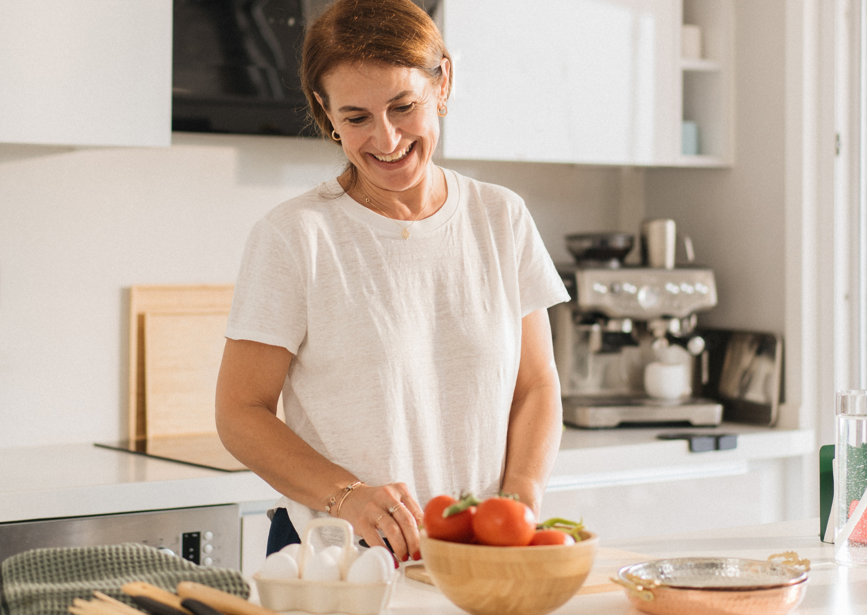 The Secret to Nonna’s Cooking Isn’t Ingredients: It’s Instinct 6 Why Italian Grandmothers Never Measure Ingredients 7