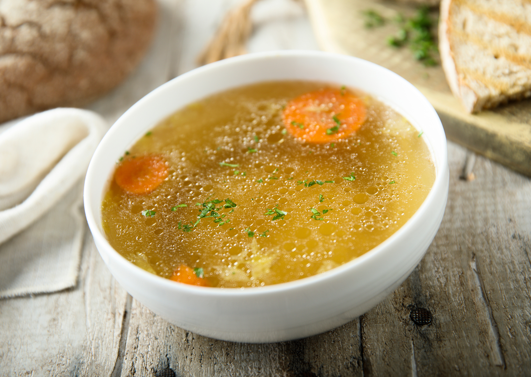 When Italians Get Sick, Grandmothers Make This Simple Soup 3 brodo di pollo