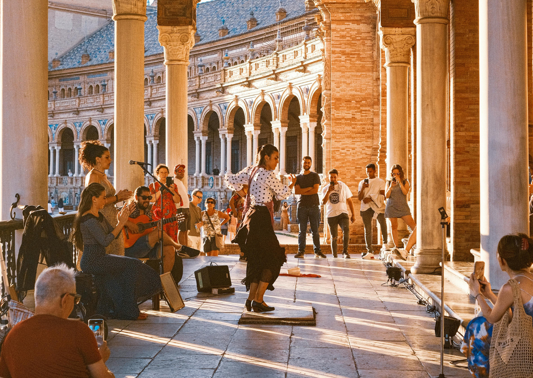 Why Spaniards Don’t Use Airbnb Anymore 4 Airbnb Alternative Spanish Travelers Use 5