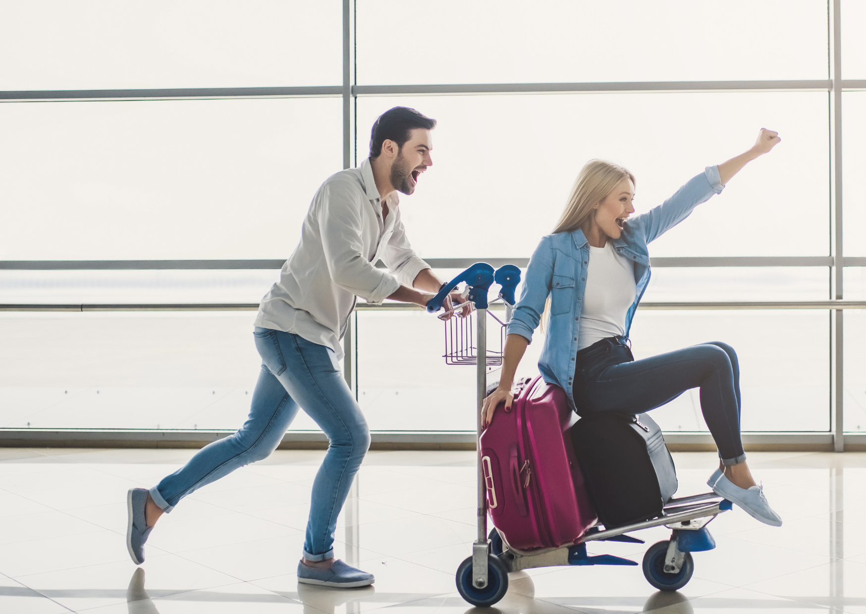 Do This at a European Airport and Everyone Knows You’re American 1 Airport Behavior That Makes Europeans Instantly Recognize American Travelers 7
