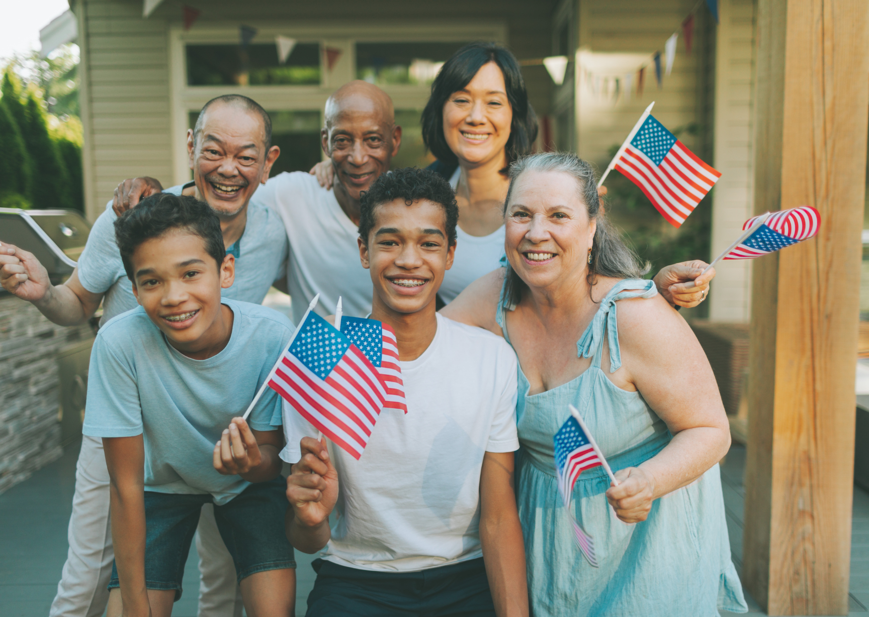 Do This at a European Airport and Everyone Knows You’re American 5 Airport Behavior That Makes Europeans Instantly Recognize American Travelers