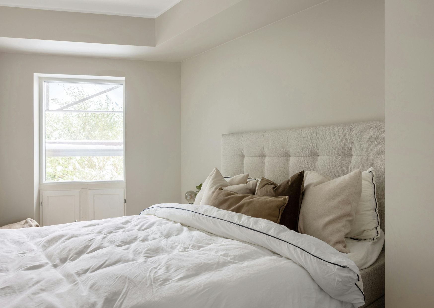 Europeans Do This Before Bed Without Thinking But Americans Rarely Do 2 European Bedroom 1