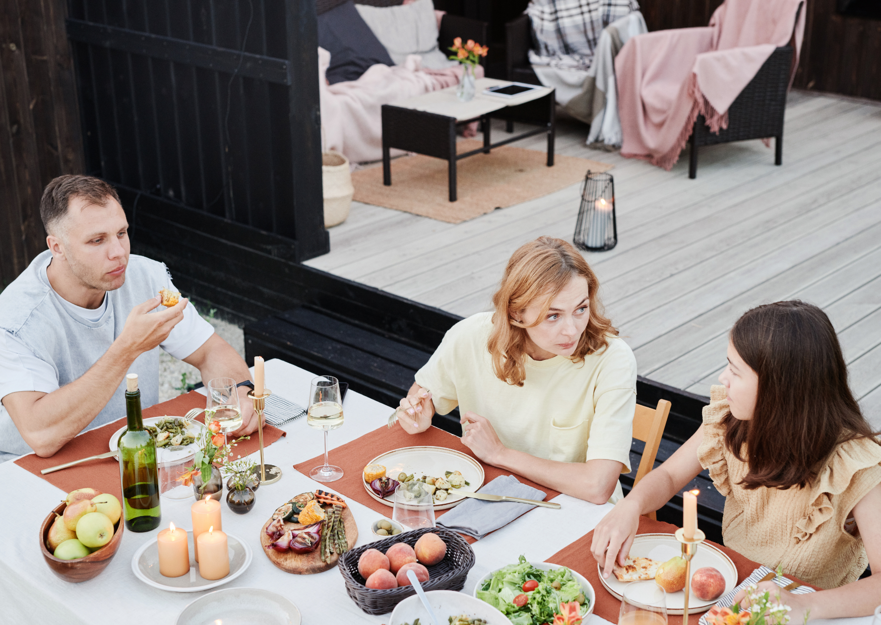 The Lunch Break Rule Spanish Workers Never Break (That Americans Would Find Impossible) 1 Lunch Break Rule Spanish Workers Never Break 2