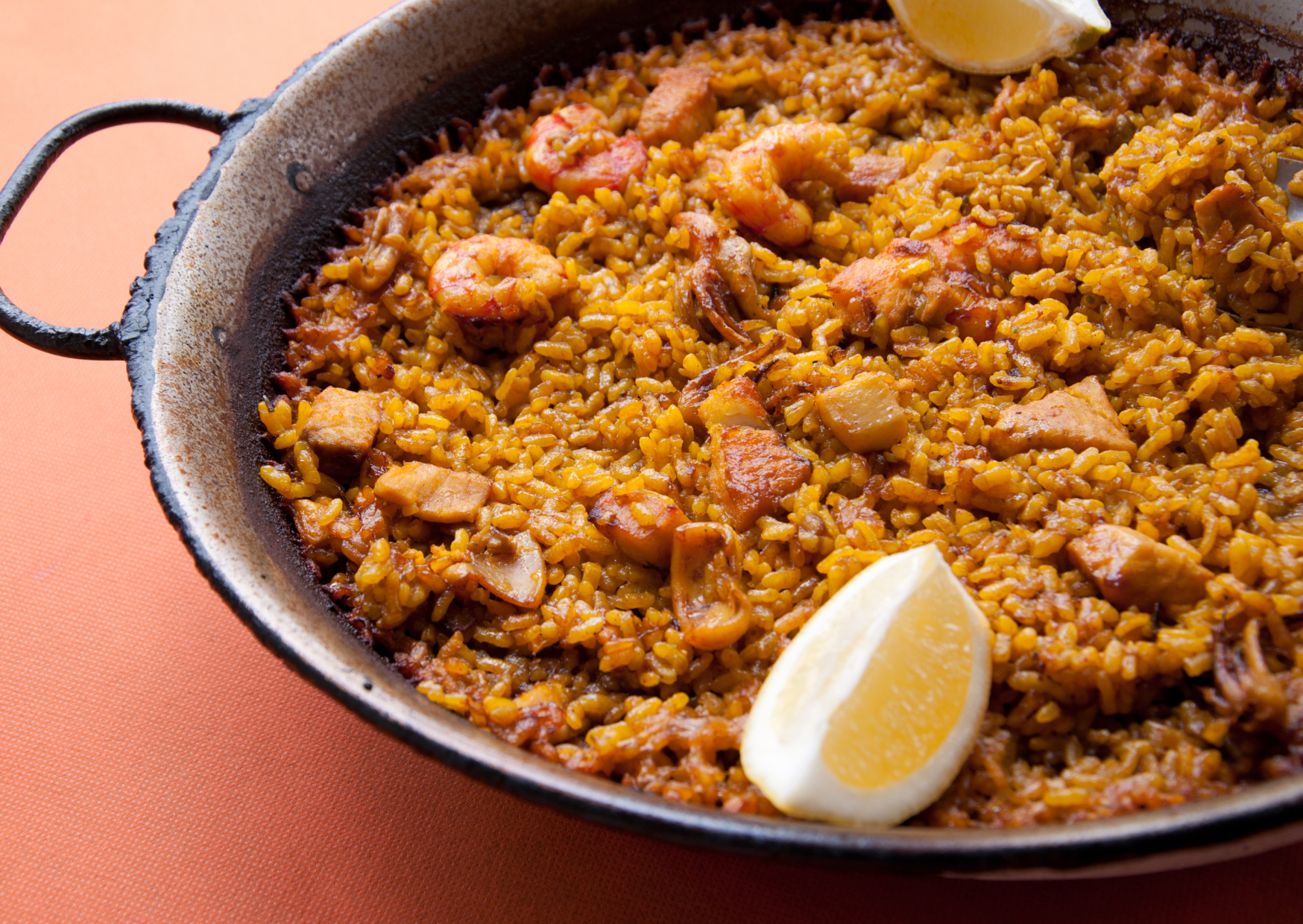 Spain Wants You to Stop Calling This Paella: Real Paella Never Needed Your Chorizo Experiment 6 Real Spanish Paella Never Contains These Popular American Additions 8 1